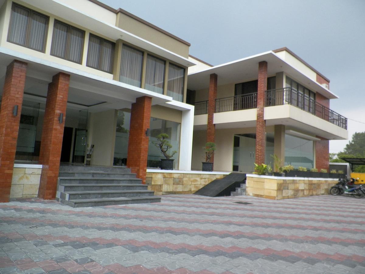 Akasa Hotel Kaliurang Zewnętrze zdjęcie